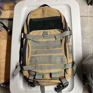 Triple Aught Design Fast Pack Litespeed NWOT *RARE* color prototype w/ EXTRAS